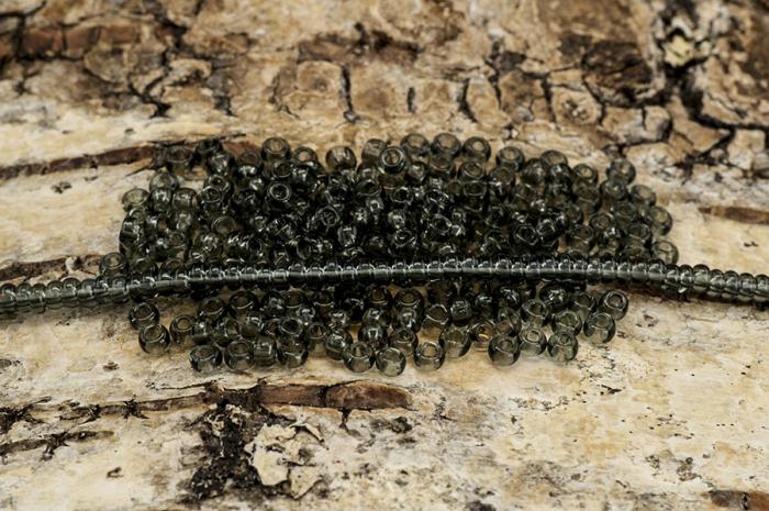 Seed Beads transparent 2,6 mm, Grå (20g)