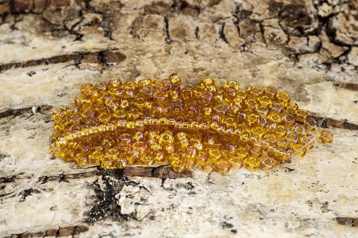 Seed Beads transparent rainbow 2,6 mm, Bärnsten (20g)