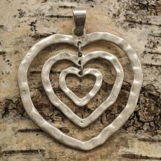 H&auml;nge Hj&auml;rta i hj&auml;rta 66x77 mm, Antiksilver (st)