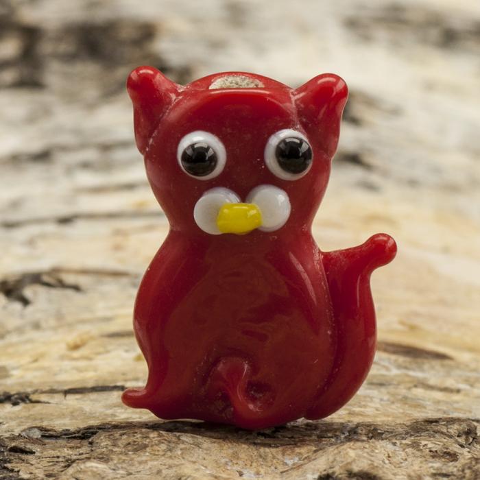 Glaspärla Katt 20x16x8 mm, Röd (st)