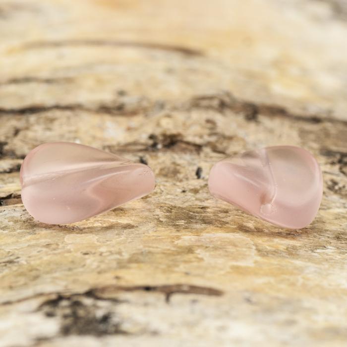 Frostad glaspärla vriden 11x13 mm, Rosa (5st)