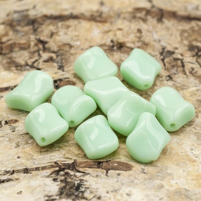Glaspärla Fantasi 10x11 mm, Mintgrön (10st)