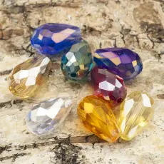 Facetterad glasdroppe 15x10 mm, Färgmix AB (5st)