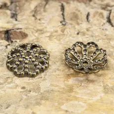 Pärlhållare Blomma 9 mm, Antikbrons (10st)