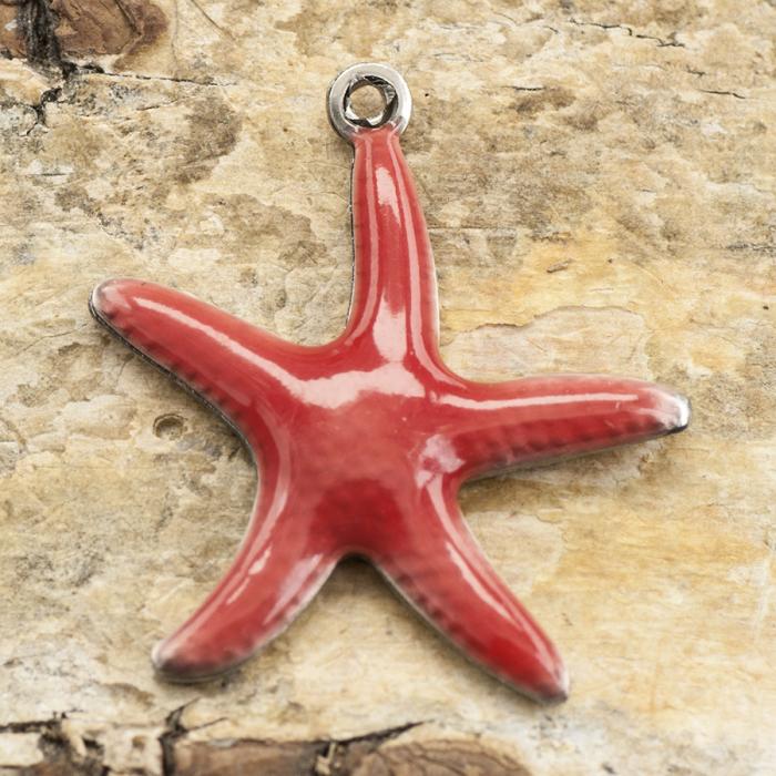 Berlock Sjöstjärna i Rostfritt stål 20x22 mm, Röd/Stålfärg (st)