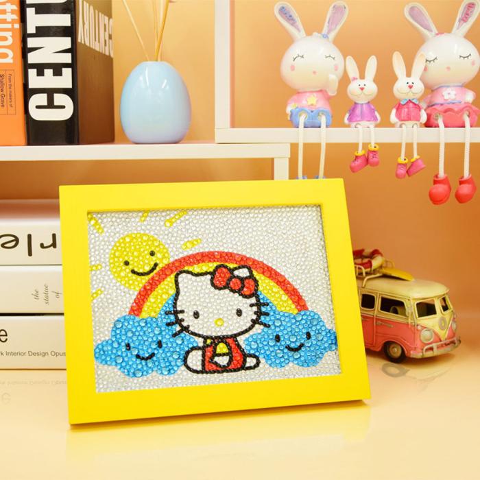 Diamond Painting med ram, Hello Kitty Regnbåge
