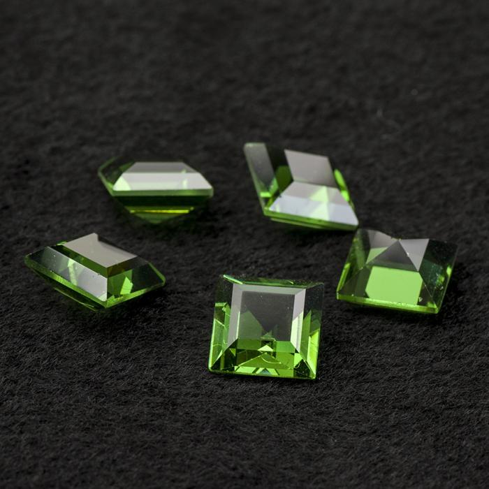 Swarovski Square 10x10 mm, Green Tourmaline (st)