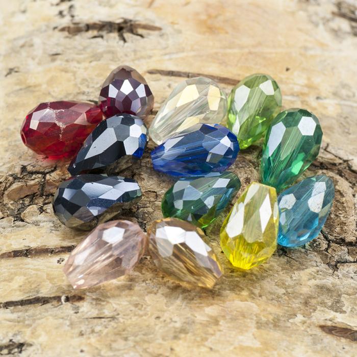 Facetterad glasdroppe 15x10 mm, Färgmix AB (50st)