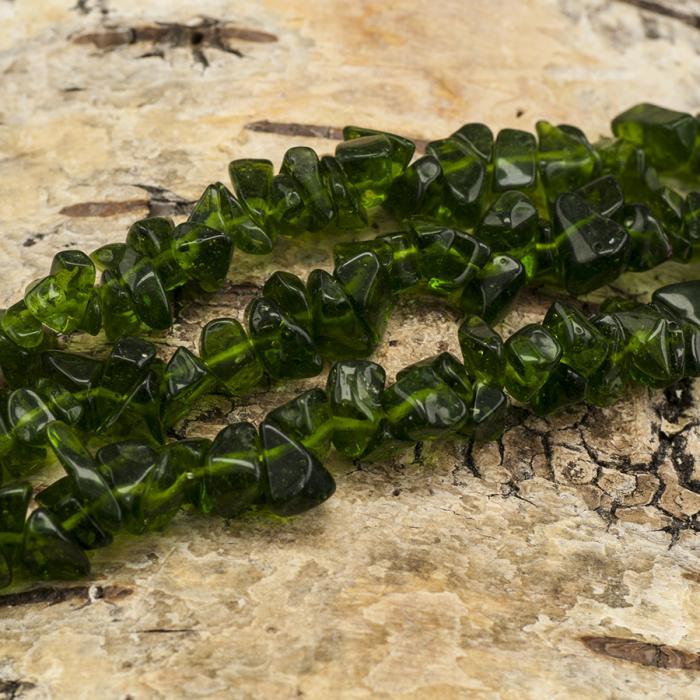 Syntetisk Sten Chip 5-10 mm, Mörkgrön (10g)
