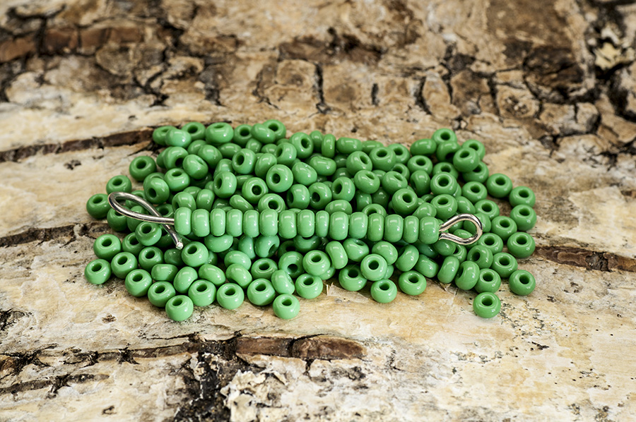 Seed Beads opak 2 6 mm Gr n 20g